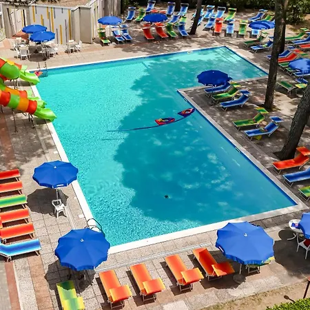Color Bay Village Отель